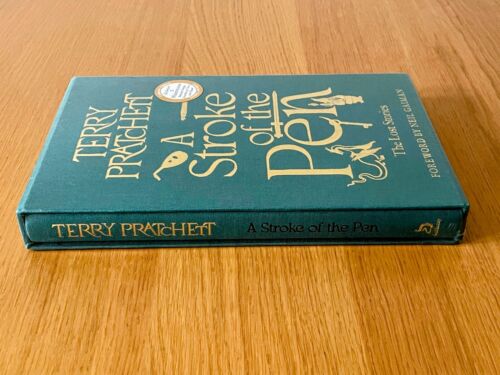 A Stroke of the Pen Sammleredition - Terry Pratchett - Neu, versiegelt - Bild 4 von 12