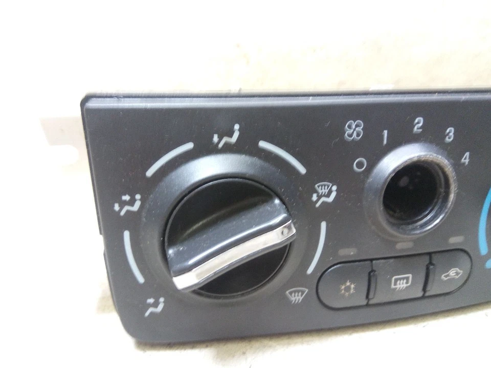 Climatizador de temperatura AC 15890411 compatible con 05-10 Chevrolet Cobalt d162-200491 Foto 3 de 4