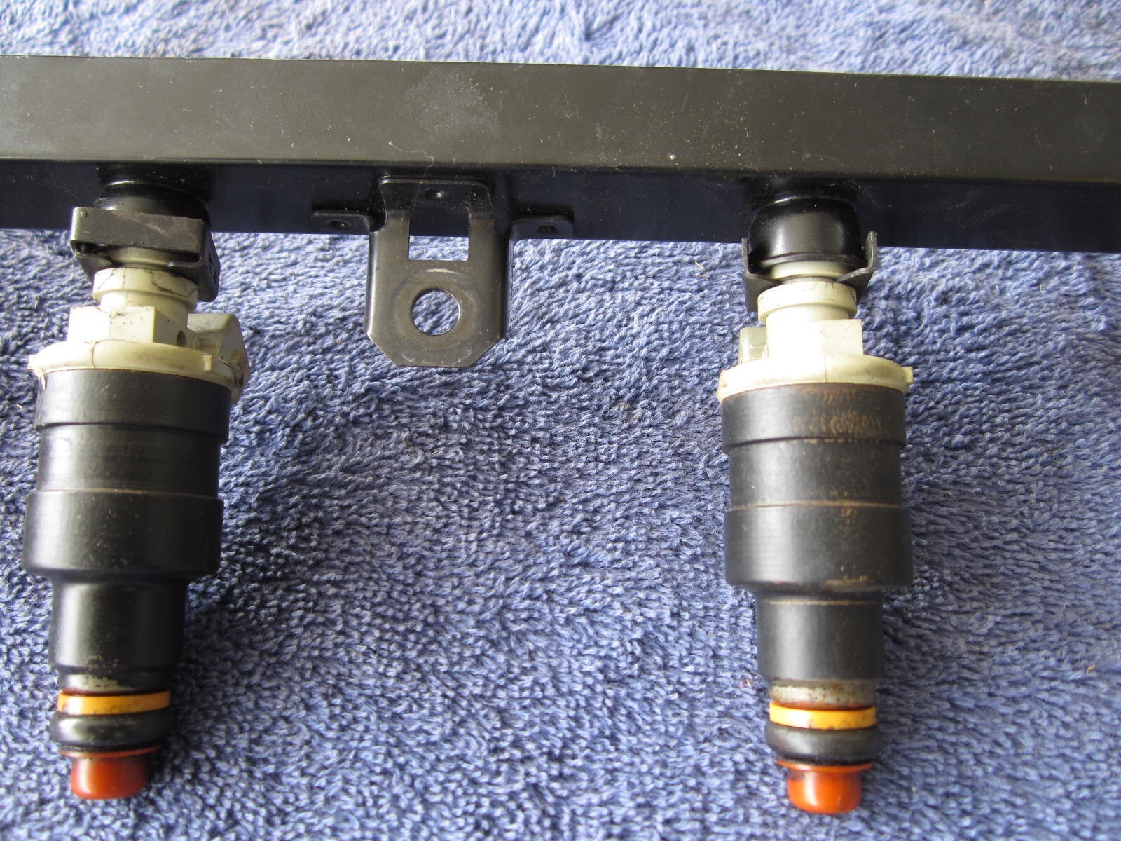 BMW E30 325I M20 FUEL RAIL INJECTOR INJECTION TUBE with FUEL PRESSURE REGULATOR eBay