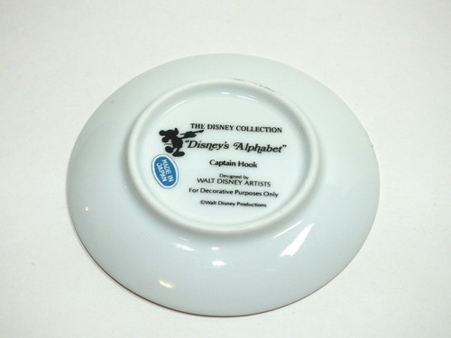 Walt Disney Collection Alphabet H Mini Plate Porcelain Captain Hook Peter Pan - Picture 12 of 12