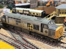 Bachmann OO Gauge Class 37 Diesel Loco 37672 Detailed Weathered Lights Stunning!