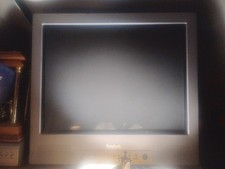 Symphonic TVCR9D1 9-inch Gaming TV