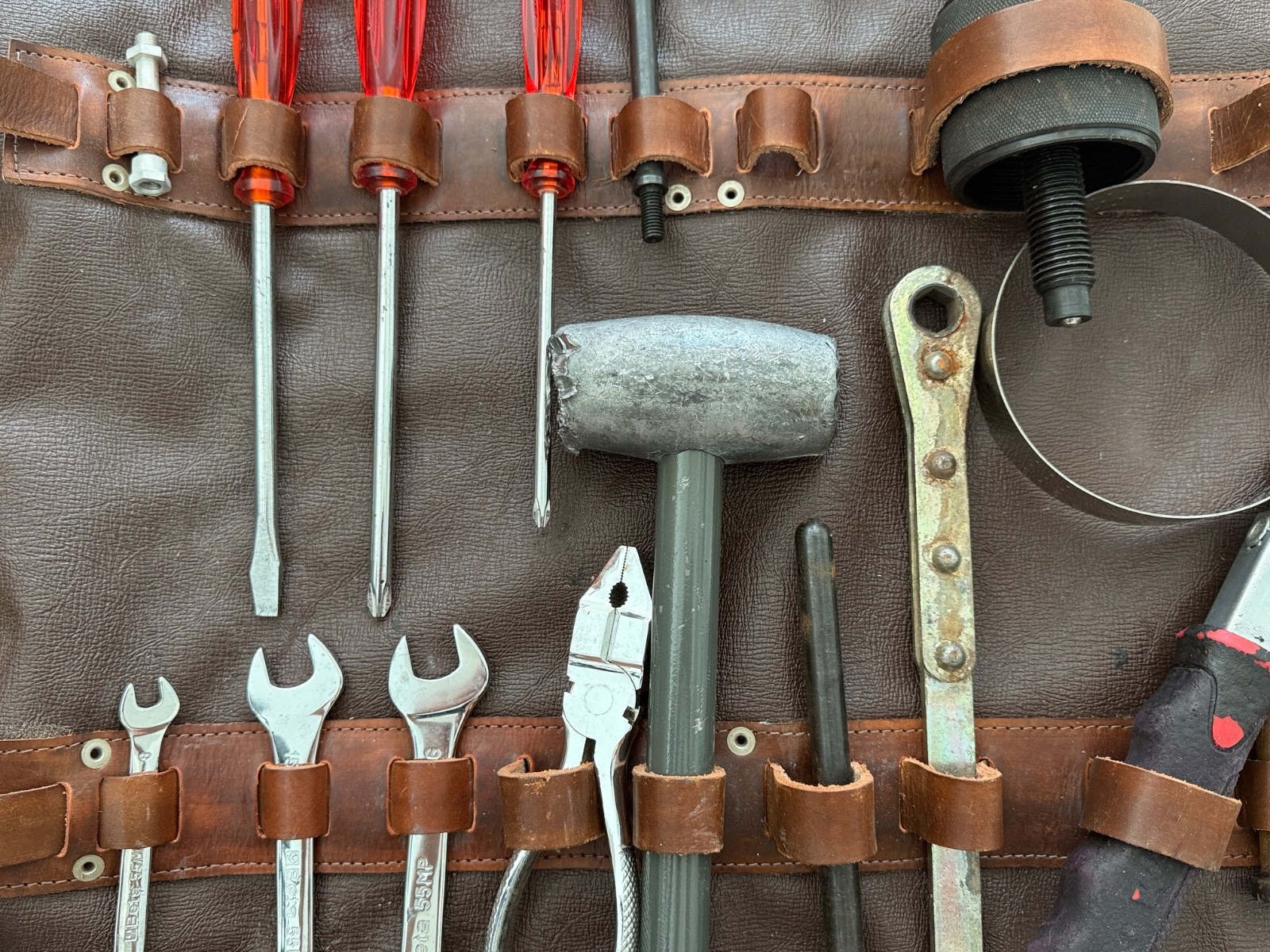 Ferrari 330 GT / 365 GTC GT 2+2 Tool Kit
