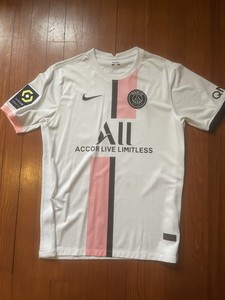 white messi psg jersey