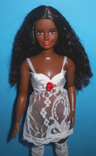 %***Hübsche Barbie Curvy AA in Dessous***%