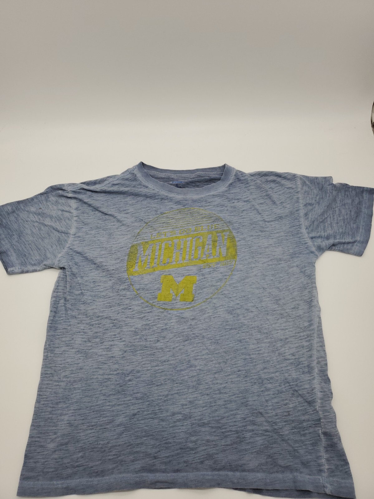Michigan University Football Sports T-Shirt Men Large Blue Graphic Print..#17752