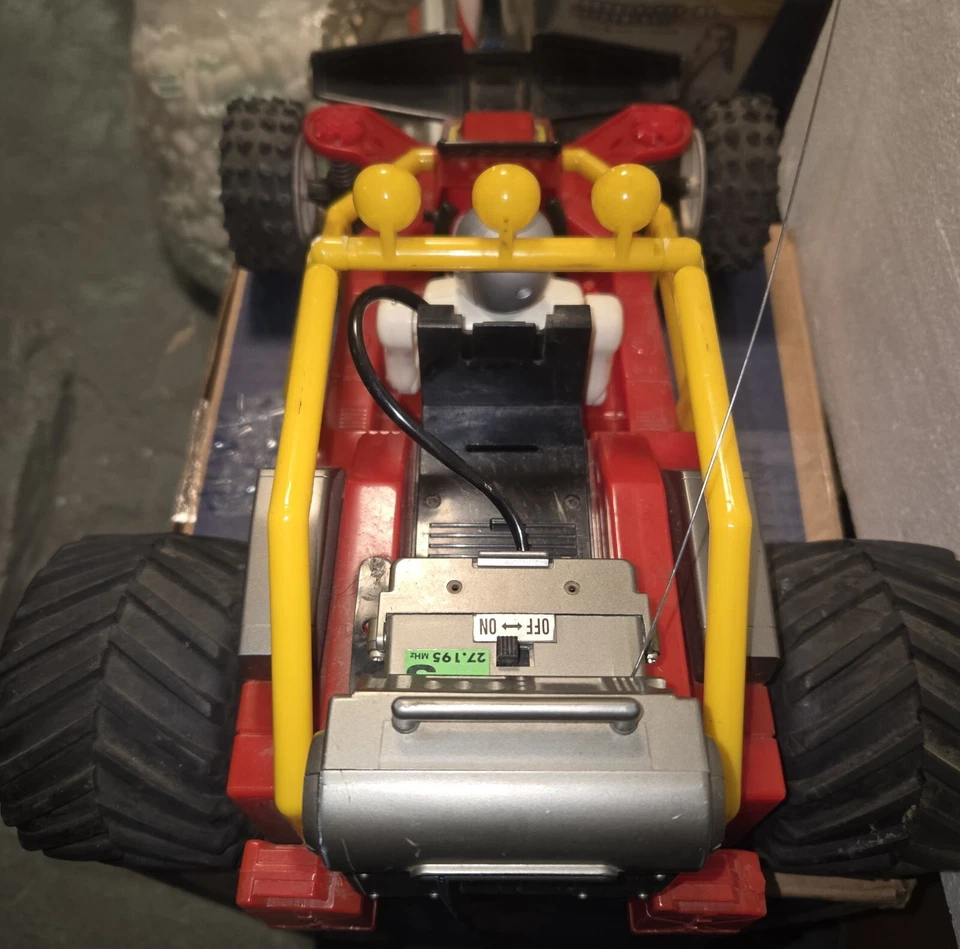 Vintage 1987 Galoob Cybon 1 Radio Control 18" Bionic Cybernetic Driver RC Buggy  - Image 4 of 4