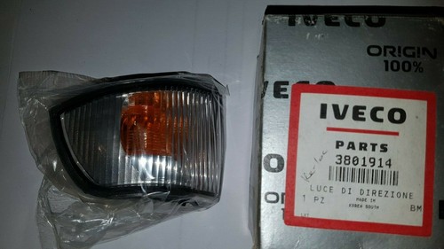 New Genuine IVECO Daily drivers side mirror indicator 3801914 - Picture 2 of 2