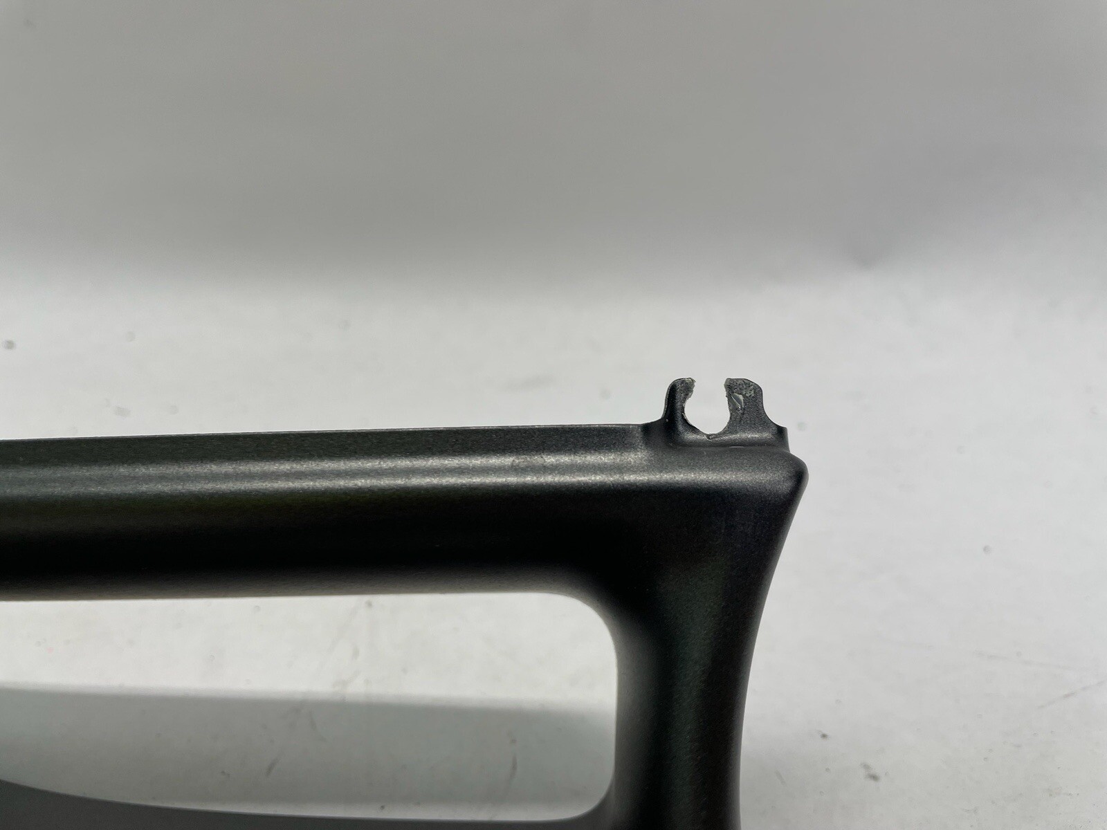 FERRARI 488 GTB SPIDER PASSENGER TAIL LIGHT AIR INTAKE SURROUND TRIM RIGHT OEM