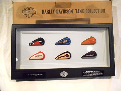 パーツ HARLEY DAVIDSON TANK COLLECTION Harley Davidson Tank Display 2014 Holiday Collection Dealer Give