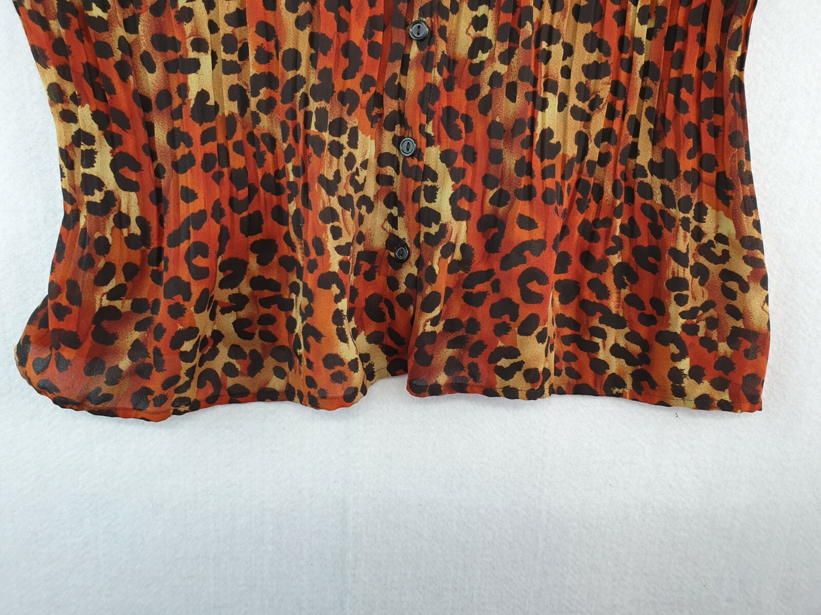 Studio 1940 Leopard Print Collared Sleeveless Shi… - image 2