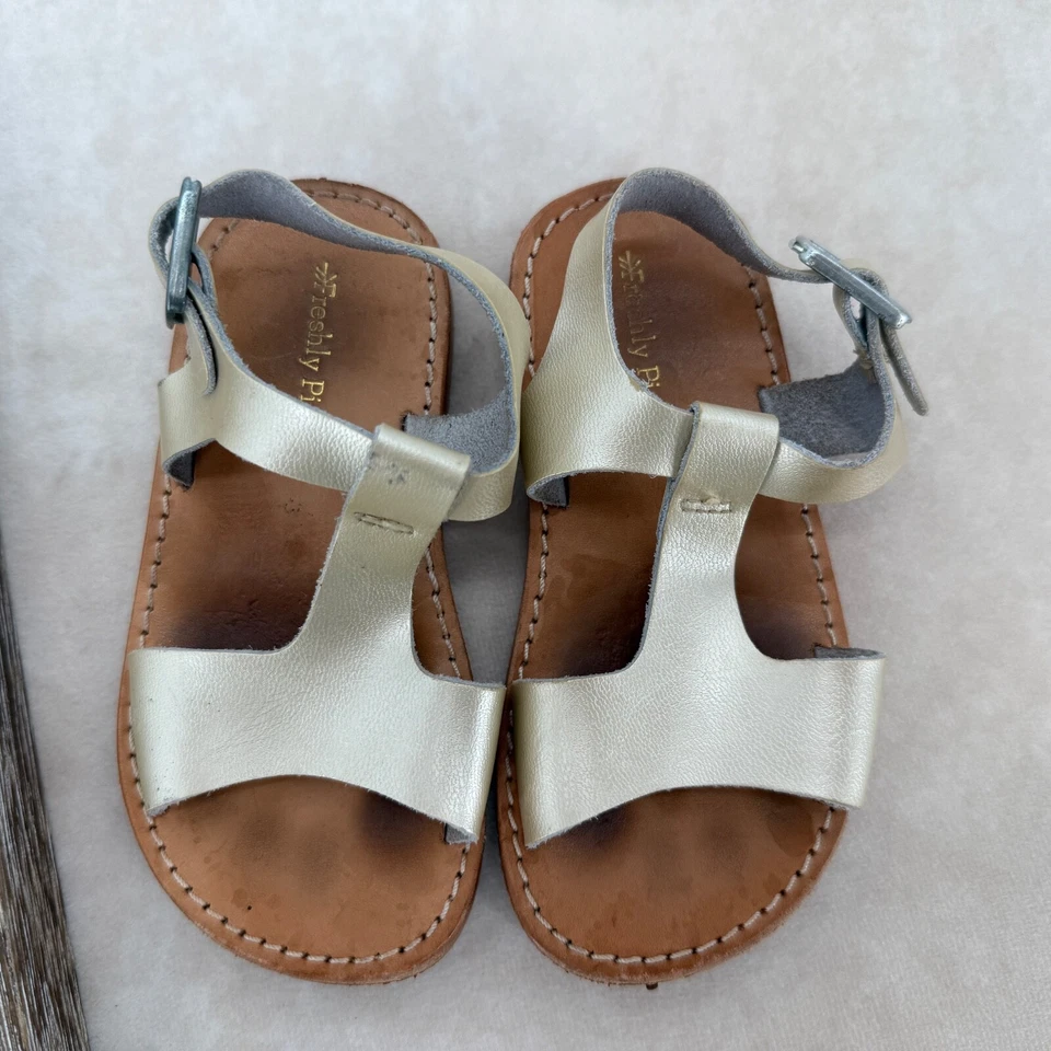 FRESHLY PICKED 金色 Malibu 凉鞋 7 码 学步儿童 — 第 2/3 张图片