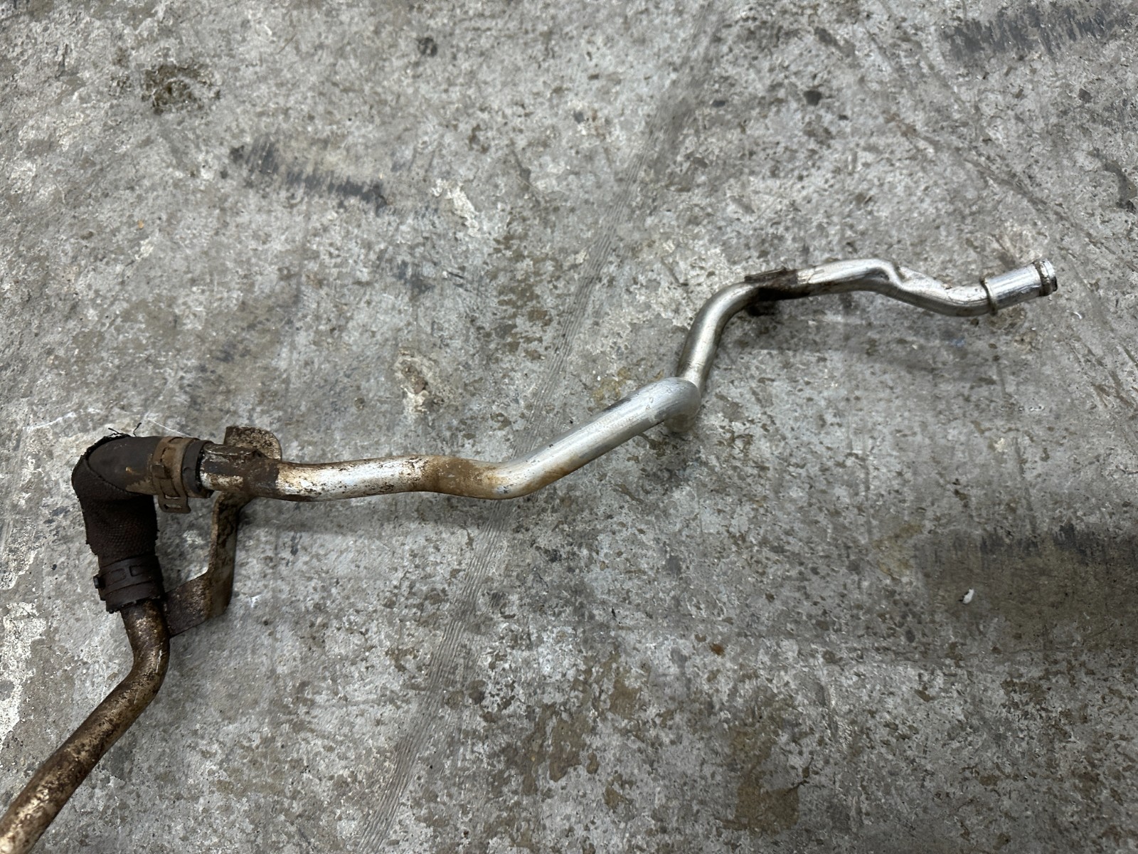 2014 AUDI R8 V10 5.2L AUXILIARY WATER PUMP W/ PIPE HOSE 06H121601 420 121 075 D