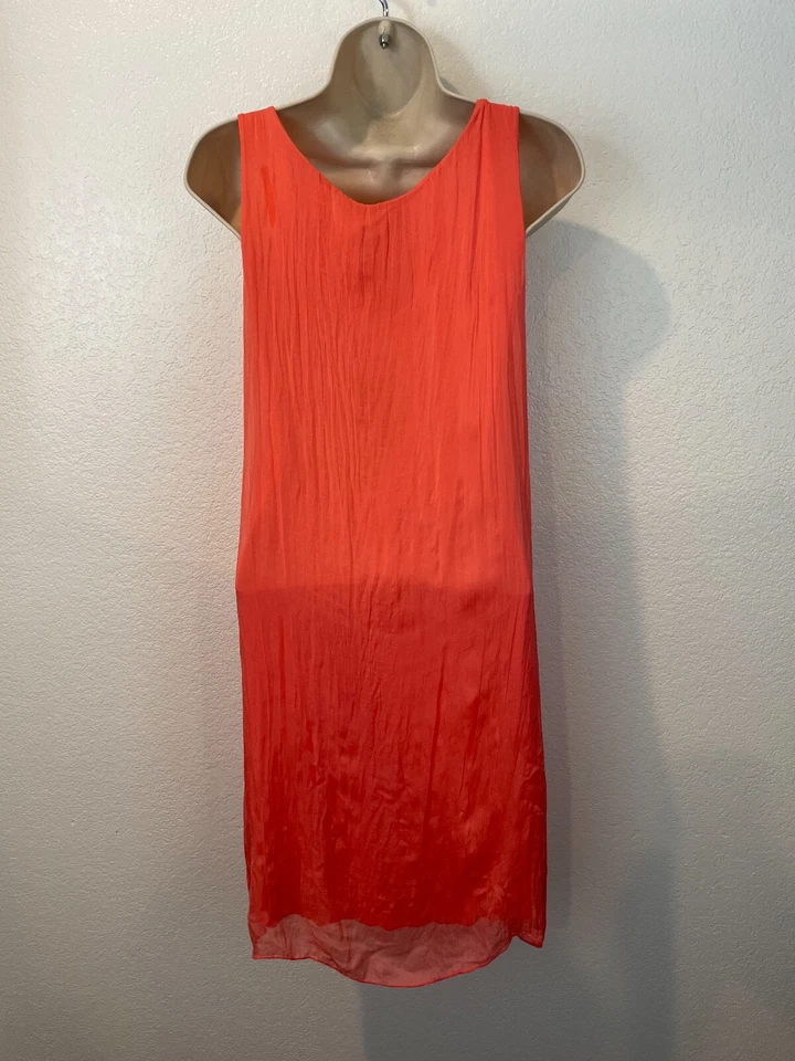Nuevo con etiquetas Vestido recto para mujer Carla Conti coral 100 % seda sin mangas talla pequeña Foto 4 de 4
