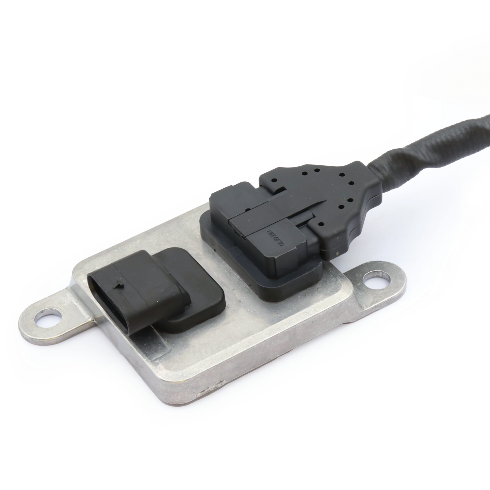 Nox Sensor 04L907805C for VW Passat B8 Skoda Superb 2.0TDI 20142018