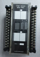 ALLEN-BRADLEY 1791-32A0 SER. B BLOCK I/O MODULE 32 INPUT 120VAC QUANTITY!! WOW!!