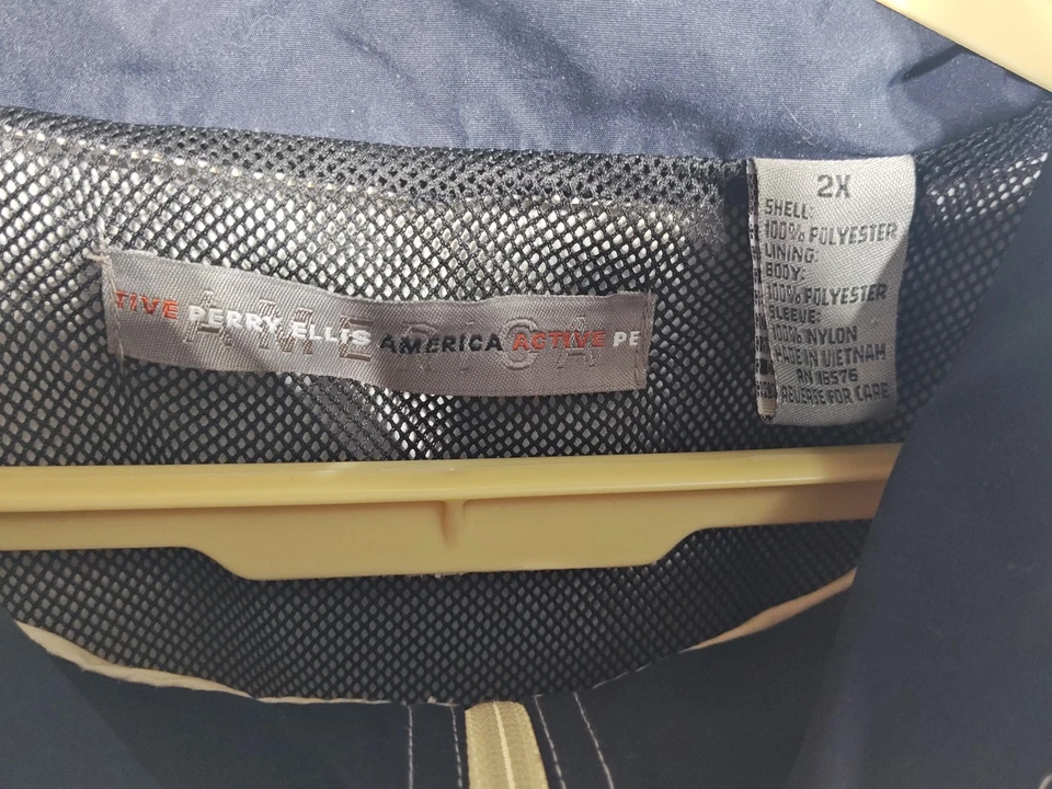 Perry Ellis America Jacket Mens 2XL Beige Full Zip Lightweight Windbreaker - Image 2 of 4