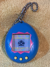 1997 Original Bandai Tamagotchi in Teal