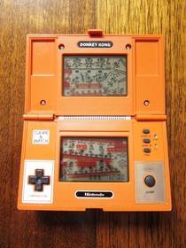 NINTENDO Donkey Kong Game and Watch in Excellent Condition (DK-52) 1982