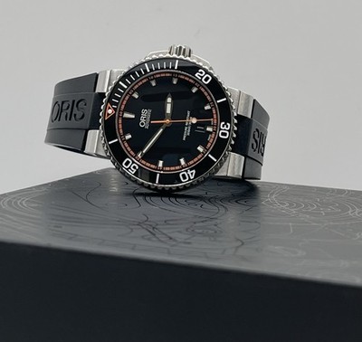 Oris Aquis Date Men s Swiss Automatic Watch - 01 733 7653 4128-07 4 26 34EB