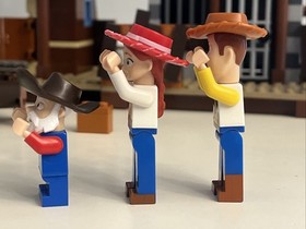 LEGO Toy Story: Woody's Roundup! (7594) Missing Bullseye Only
