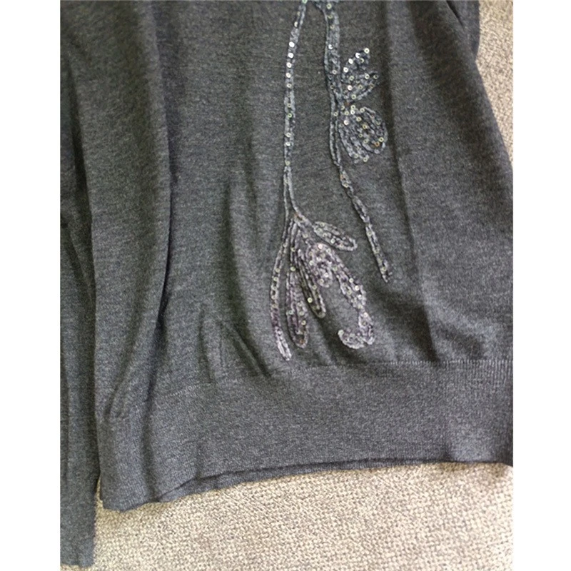 Brunello Cucinelli Womens Autumn New Bead V-Neck Wool Knitted Cardigan - Image 2 of 4