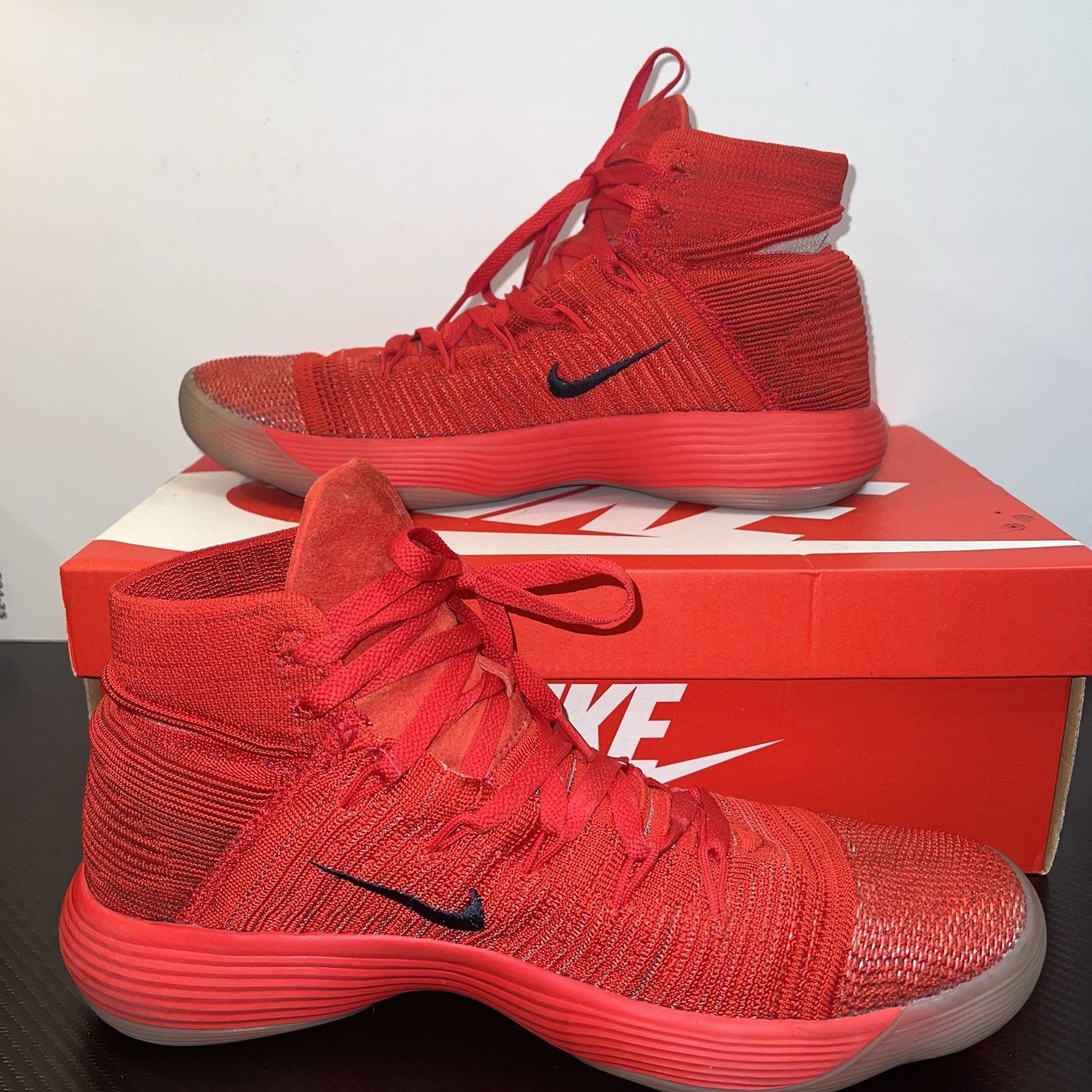 Size 13 - Nike React Hyperdunk 2017 Flyknit Unive… - image 1