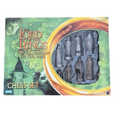 Complete Lord of The Rings Chess Set Game Fellowship Parker Bros LOTR Figures