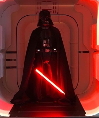 Star Wars  prop 7 FT Animated  Darth Vader Home Depot Life-size  Most Impressive