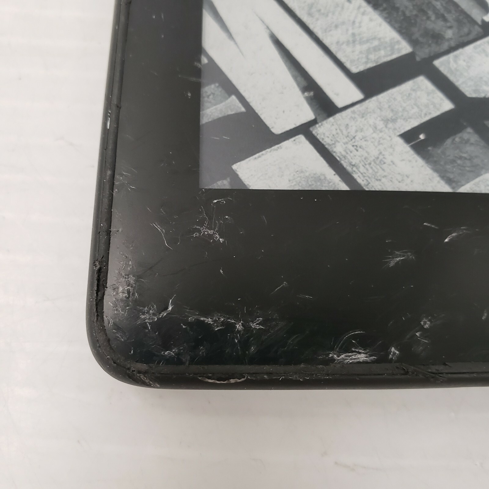 Kindle PQ94WIF e-Reader 22766-1