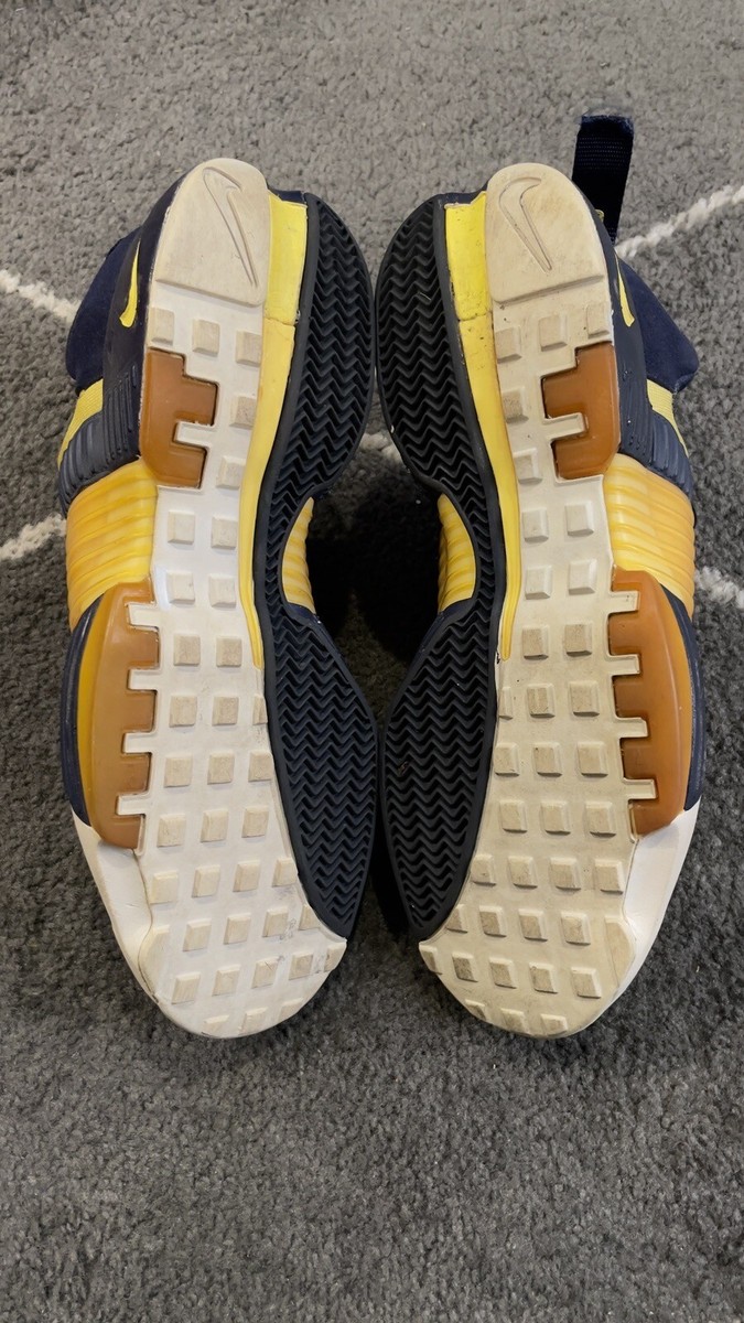 Size 9.5 Original 1999 Nike Trainer Air Swift Rare Vintage Max 1 