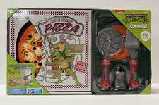 Nickelodeon Teenage Mutant Ninja Turtles 14 Piece Pizza Party Set