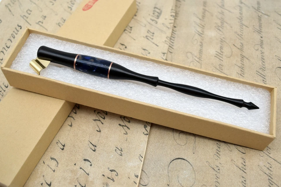 Piedra y madera resina caligrafía bolígrafo oblicuo soporte para bolígrafo, soporte para plumín Foto 2 de 4