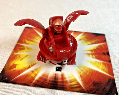 Bakugan Battle Brawlers Red Pyrus Spin Ravenoid 600G New Vestroia rare