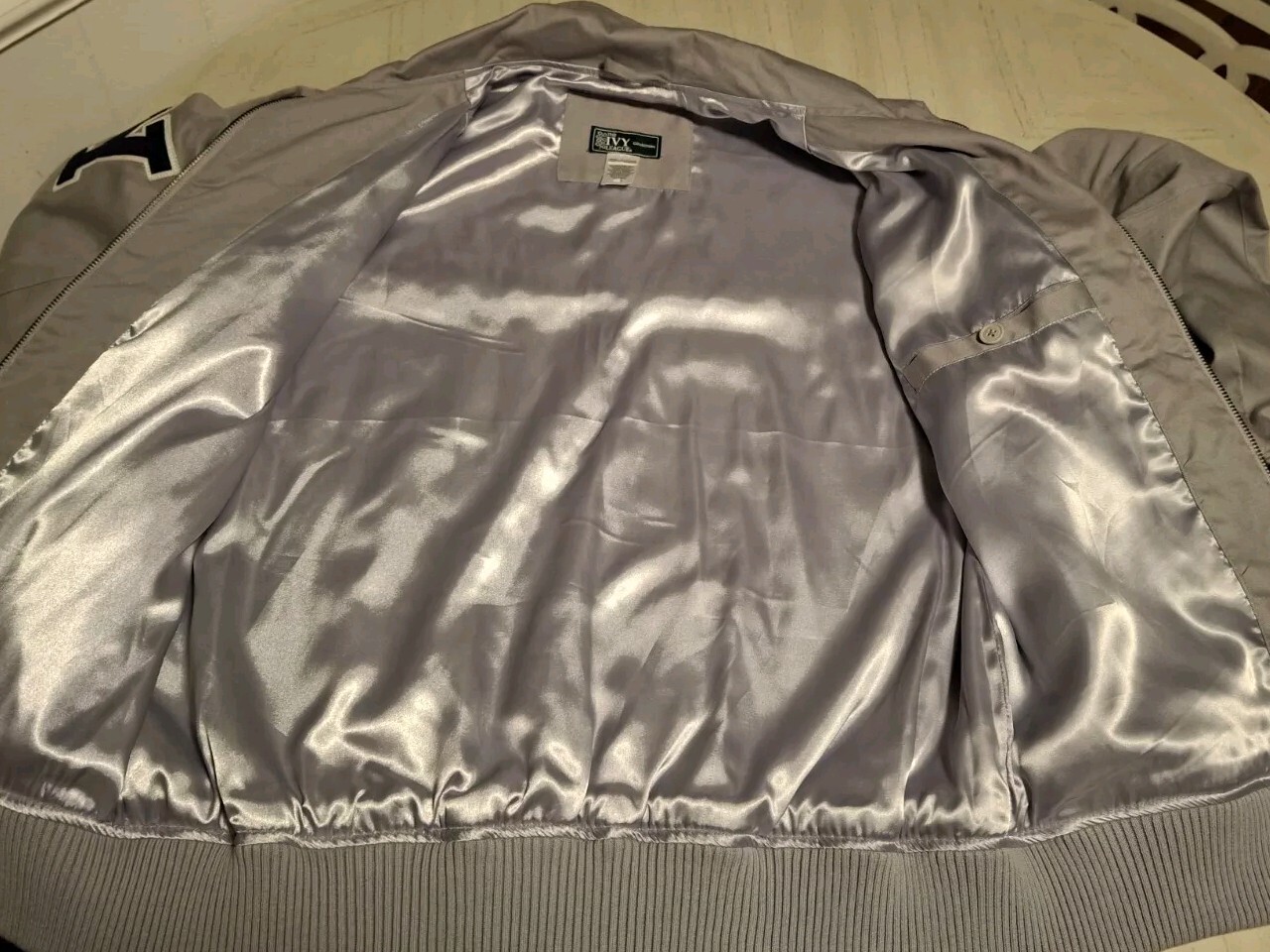 Picture 5 of 6