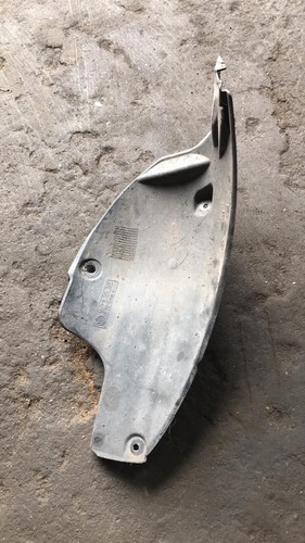 BMW 3 E46 2000 Kotflügel hinten Klappe 8203769