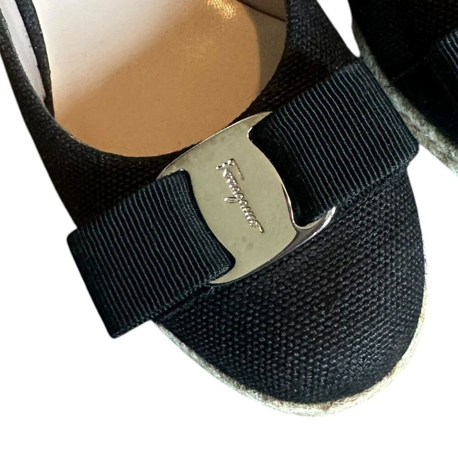 Picture 4 of 11