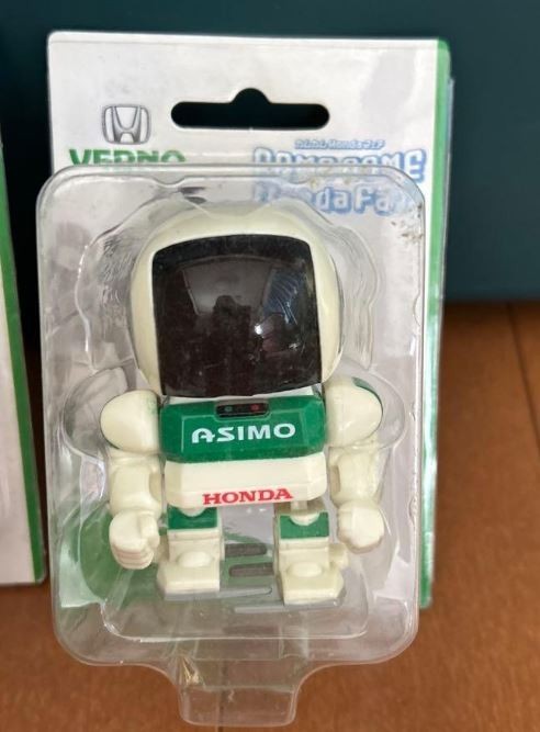 JDM Honda Access ASIMO Robot Figure Promotional Item SA218 Green