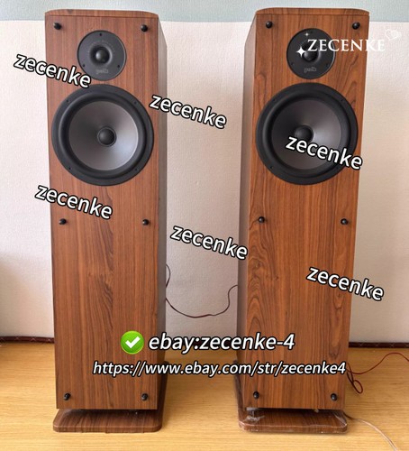 A pair of Polk RT10 Floor Standing Speakers