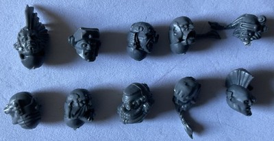 Warhammer 40K - Space Wolves - 10x Köpfe (R139)