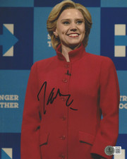 KATE MCKINNON SIGNED 'SATURDAY NIGHT LIVE' 8x10 PHOTO SNL BECKETT BAS COA