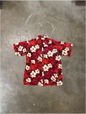 Vintage 1960s Red Hibiscus Flower Royal Hawaiian Loop Collar Aloha Shirt Cotton