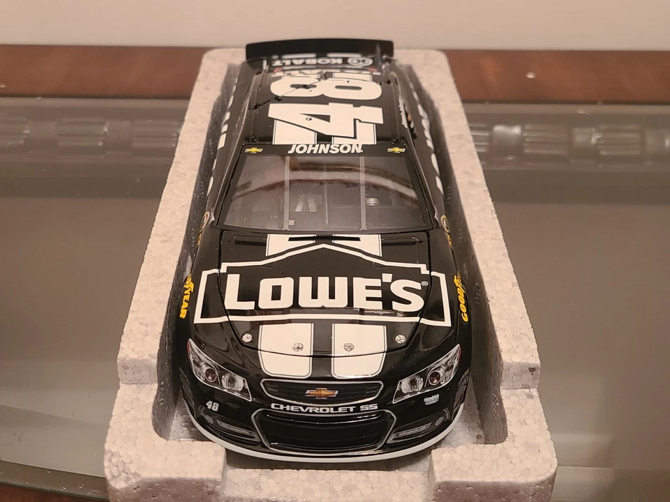 2014 RCCA Jimmie Johnson 1/24 Elite #48 Chevy Lowes Kobalt Tools Diecast 088/100 - Image 2 of 4