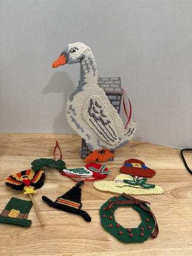 Crochet Goose You Change Outfits For Sesonal Decor