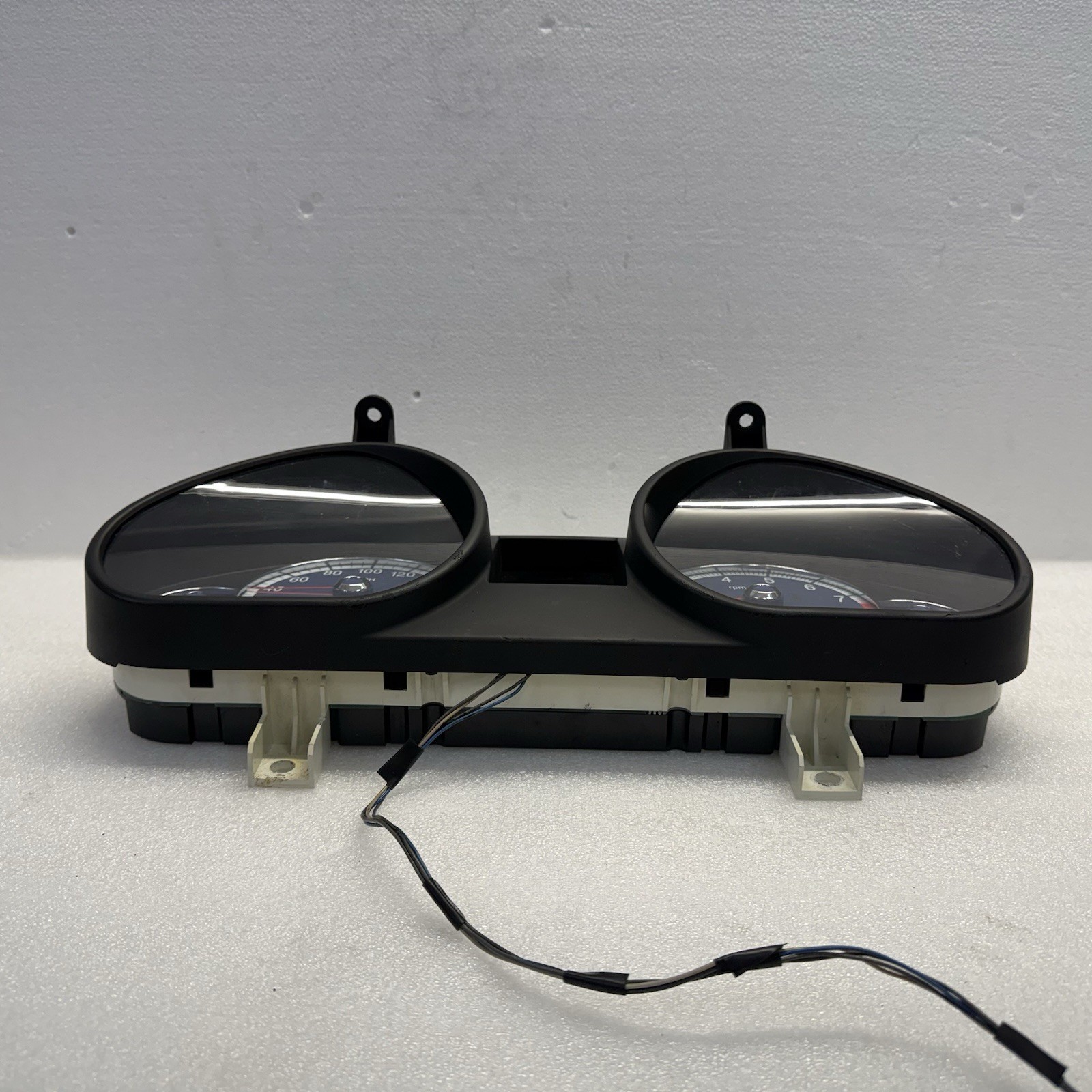 03-08 Maserati Quattroporte M139 Cluster Instrument Gauge Speedometer OEM