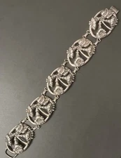 Vintage DANECRAFT Sterling Silver 925 FLOWER REPOUSSE  5 Panel Bracelet 27.3 Gms