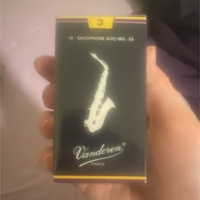 Vandoren Alto Saxophone Reeds Strength 3 Box of 10 SR213 Wood Brown