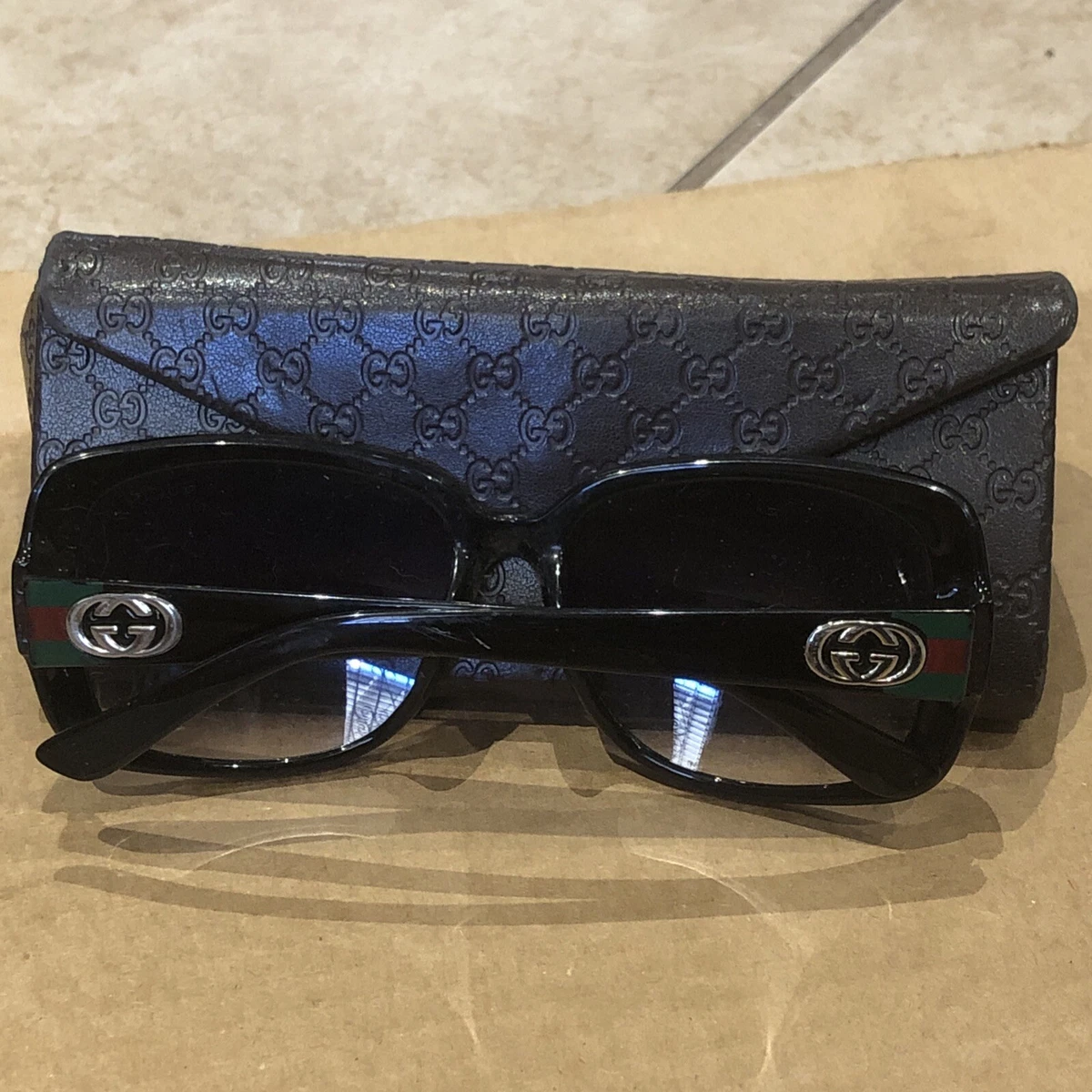 How to tell real gucci best sale sunglasses