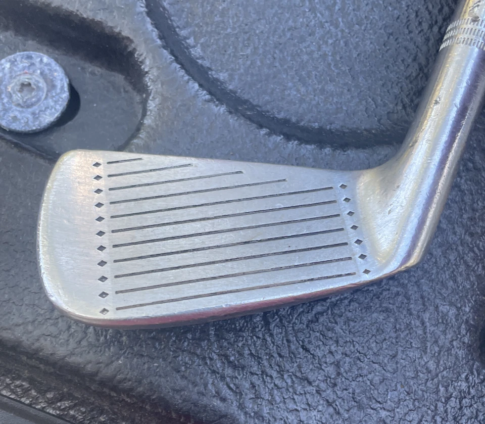 Винтажный айрон 1968 Wilson Staff DYNA-POWER Fluid Feel 2 для правосторонней стойки 38,5 дюйма жесткость Regular Flex - Изображение 3 из 4