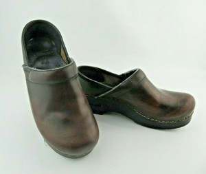 cheap dansko nursing clogs